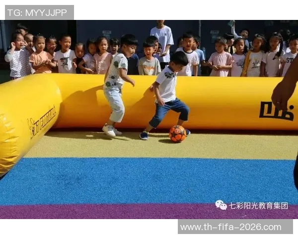幼儿足球启蒙教育的重要性与实践策略探讨 幼儿足球启蒙教育的重要性与实践策略探讨